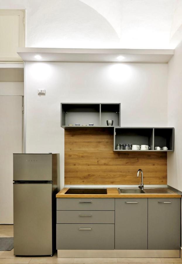 Saki Home Неаполь Екстер'єр фото